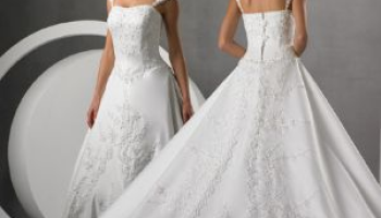Nechte si ušít vlastní model svatebních šatů