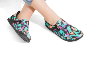 Xero Shoes kombinuje trend minimalistických bot s retro stylem a uvádí nový model pro ženy