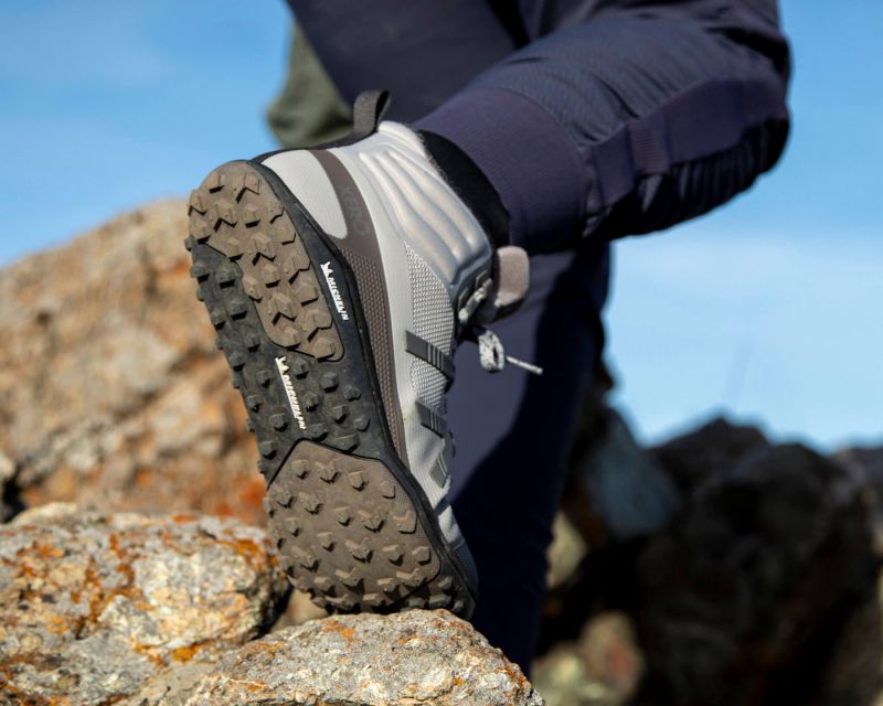 Xero Shoes: Scrambler Mid II WP