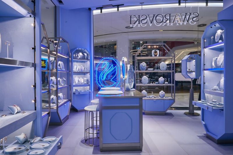 Nová prodejna Swarovski ve Westfield Chodov / se svolením Swarovski