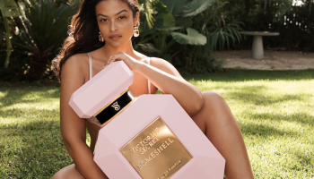 Victoria’s secret slaví výročí vůně Bombshell velkolepě a přínaší i novou edici plnou vášně a krajek