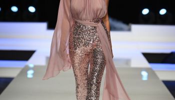Eva Decastelo zazářila na STYL & KABO a potvrdila, že elegance má jméno