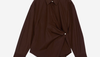 R --- Zemitá elegance a nebeská lehkost. Hnědá a modrá vládnou podzimu 2025