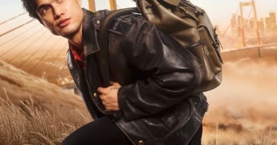 Charles Melton / foto: Dan Beleiu, se svolením značky COACH