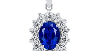 Zlatý přívěsek princezny KATE z bílého zlata s přírodním safírem a diamanty 0,28 ct