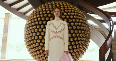 Karolína Čápková v editorialu Vogue Portugal / foto: Andreas Ortner