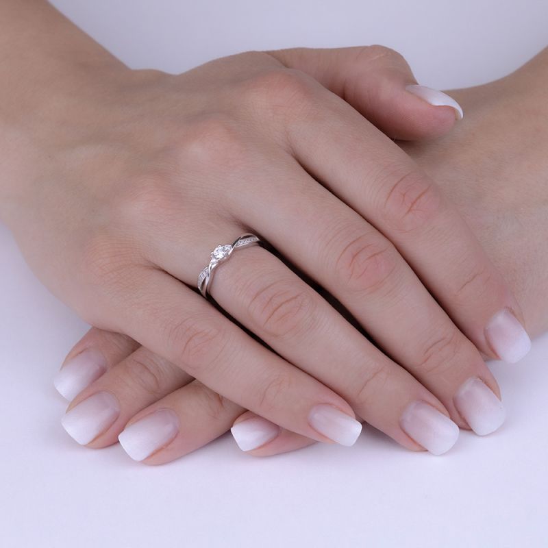 Stříbrný prsten se Swarovski® Zirconia