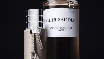 Když se ikonická kabelka promění ve vůni. Dior Beauty představuje Cuir Saddle