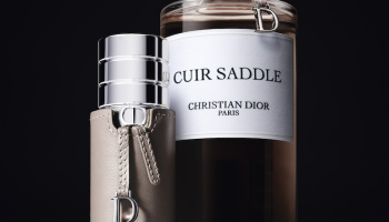 Když se ikonická kabelka promění ve vůni. Dior Beauty představuje Cuir Saddle