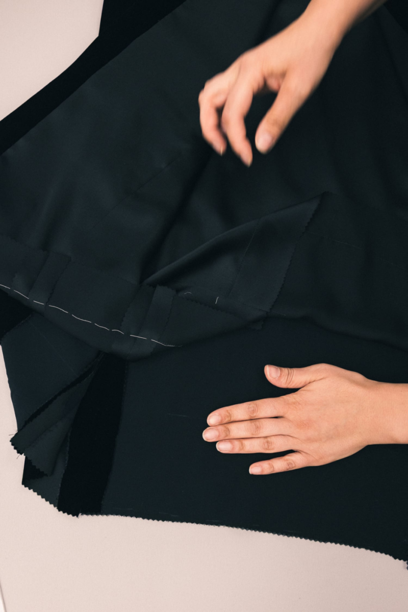 šaty Chanel pro Selenu Gomez na Zlaté glóby 2026