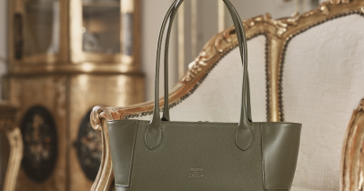 Dana Morávková s kabelkou ELEGA