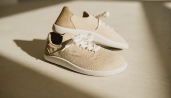 Stylové boty pro jaro a léto představuje česká značka Ahinsa shoes