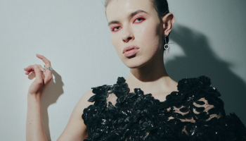 Když punk potká třpyt. Šperky Apart dotvořily módní příběh Martina Kohouta