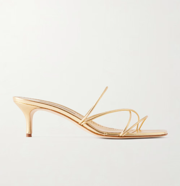 foto: Net-a-porter (Manolo Blahnik)